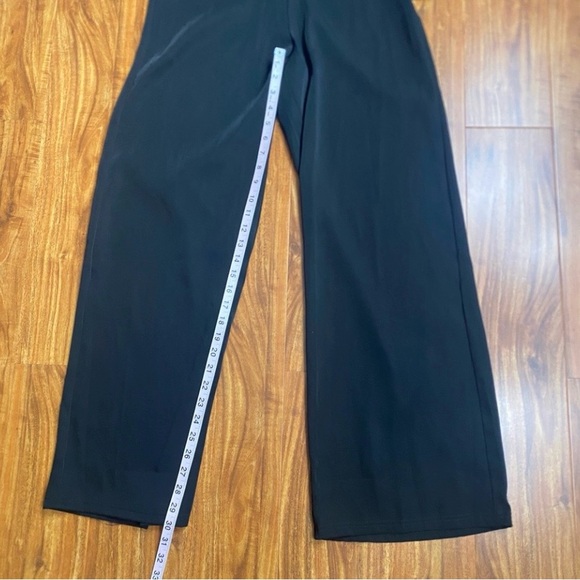 NWT New Nasty Gal Women's Black Deep V Neck Cape Straight Leg Jumpsuit Size 4 - Picture 16 of 16